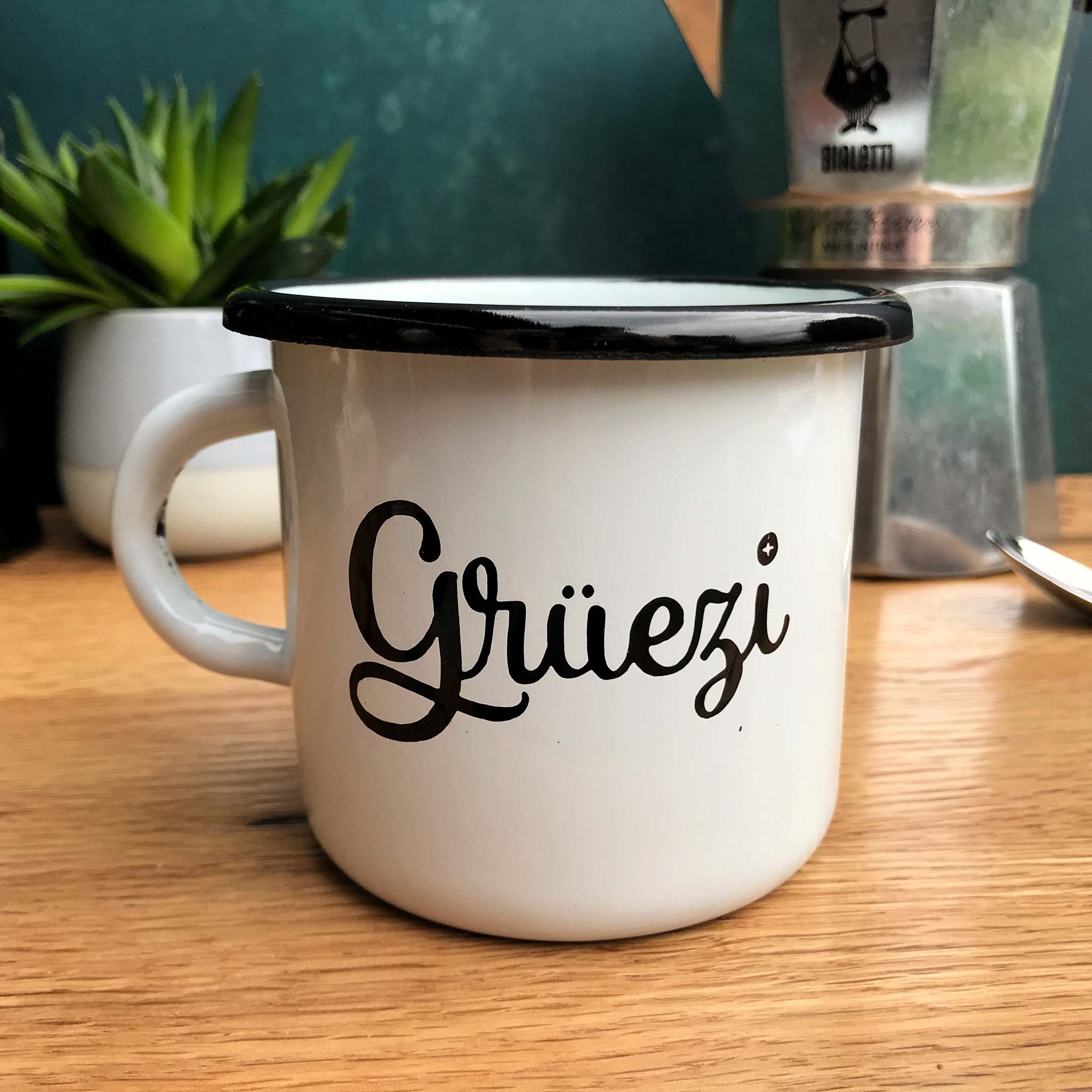 http://www.deerandsparrow.com/cdn/shop/products/Gruezi-enamel-mug.jpg?v=1666172502