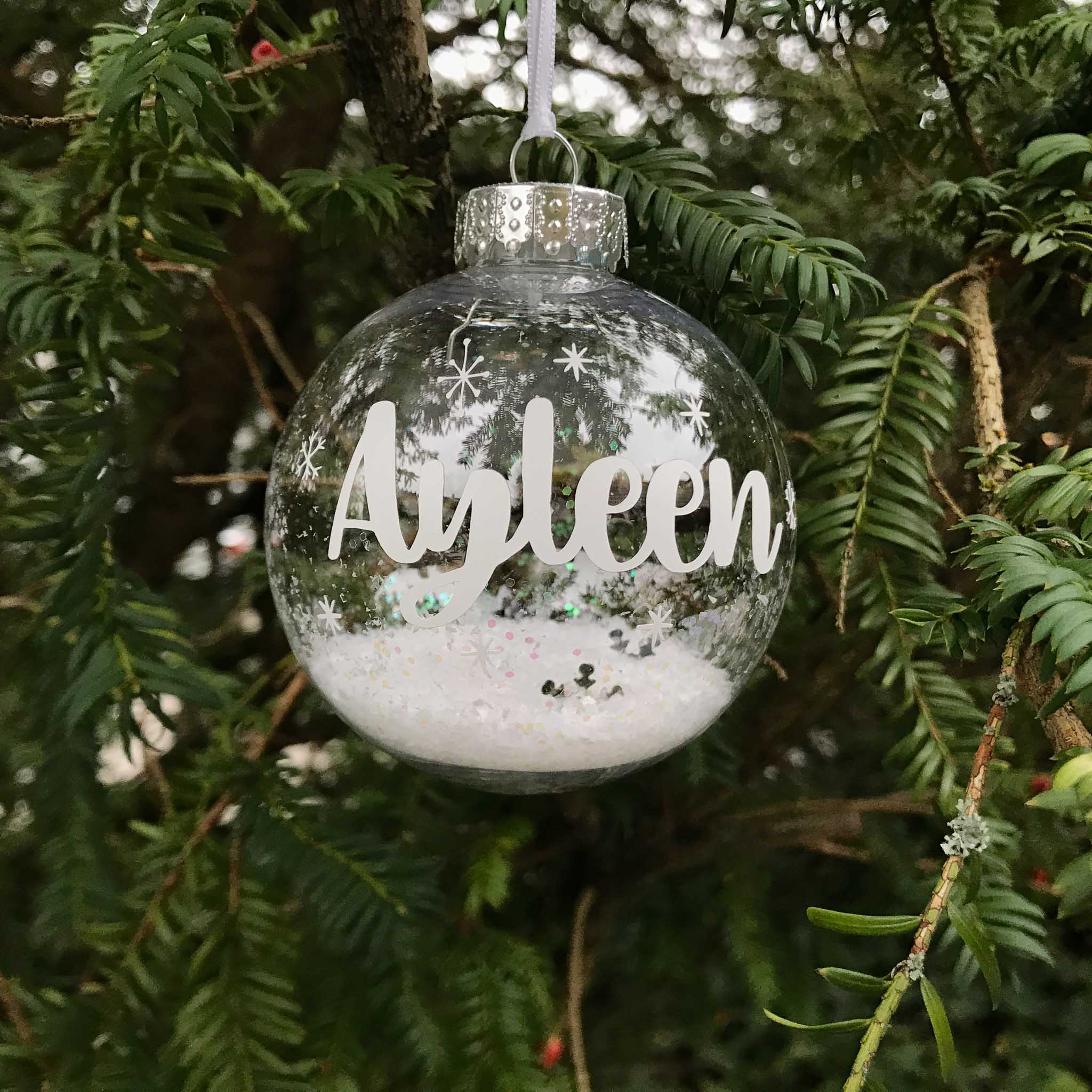 Personalised Christmas Bauble – Deer and Sparrow Cupples